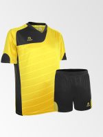 Camiseta de Futbol y Short Modelo Torino Amarillo Negro